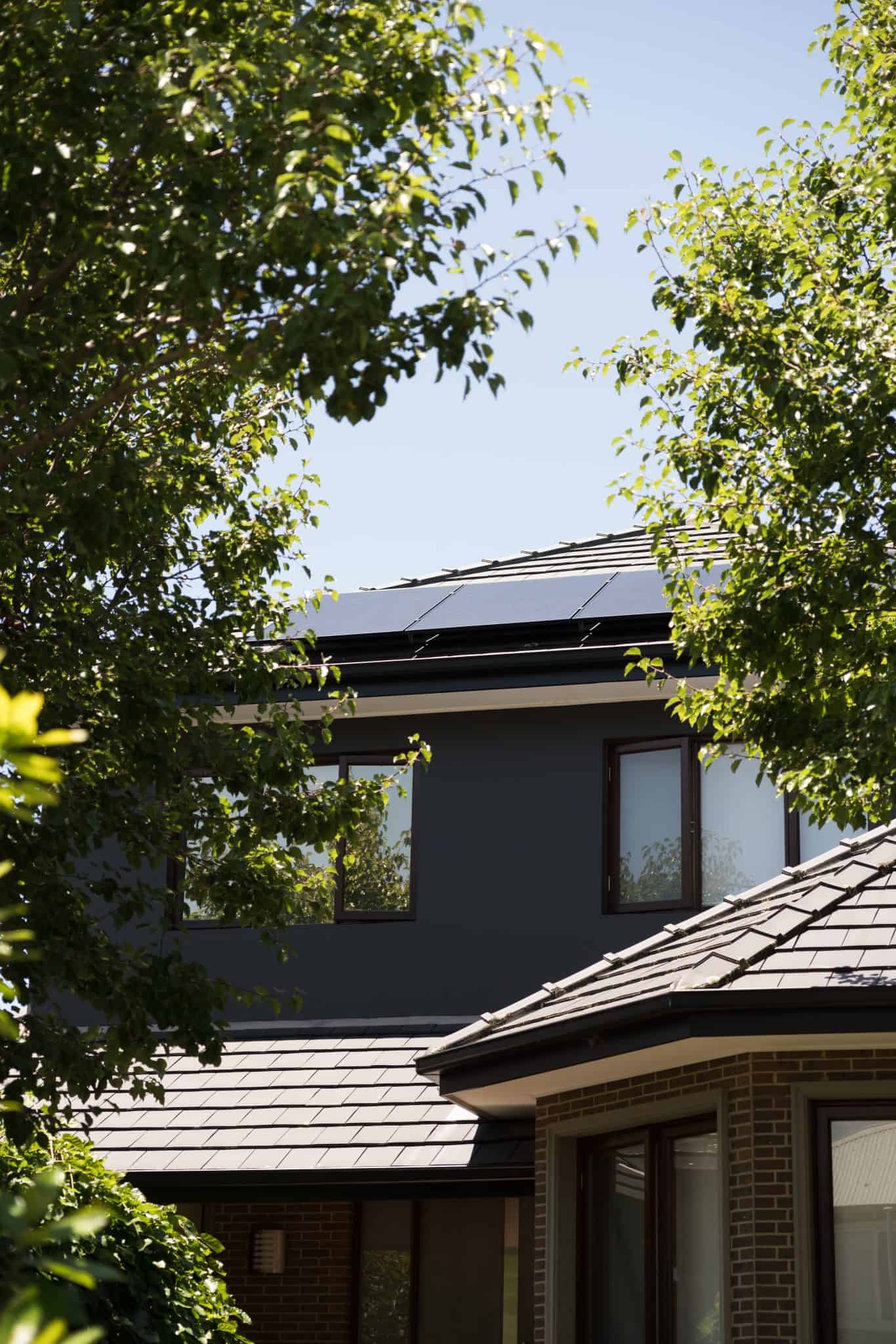 Meaghan Power Meaghan enjoys lower power bills - Zeco Energy